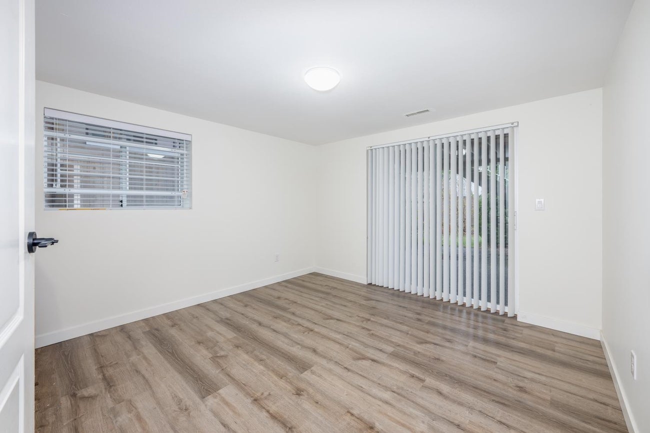 418 Balfour Drive - Coquitlam East Single Family Residence for Sale, 7 Bedrooms (R3106500)# - 31