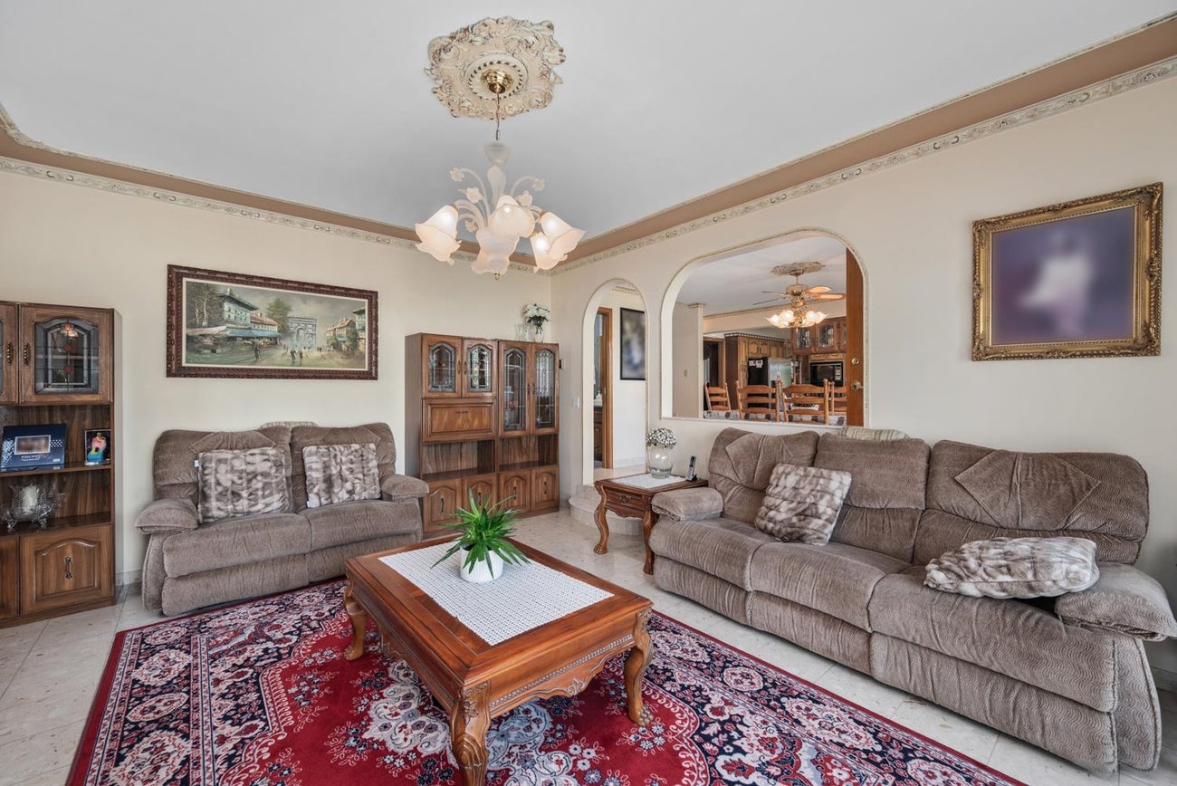 7113 Union Street - Sperling-Duthie single-family-residence for Sale, 6 Bedrooms (R3106873)# - 21 7113 Union Street - Sperling-Duthie single-family-residence for Sale, 6 Bedrooms (R3106873)# - 21