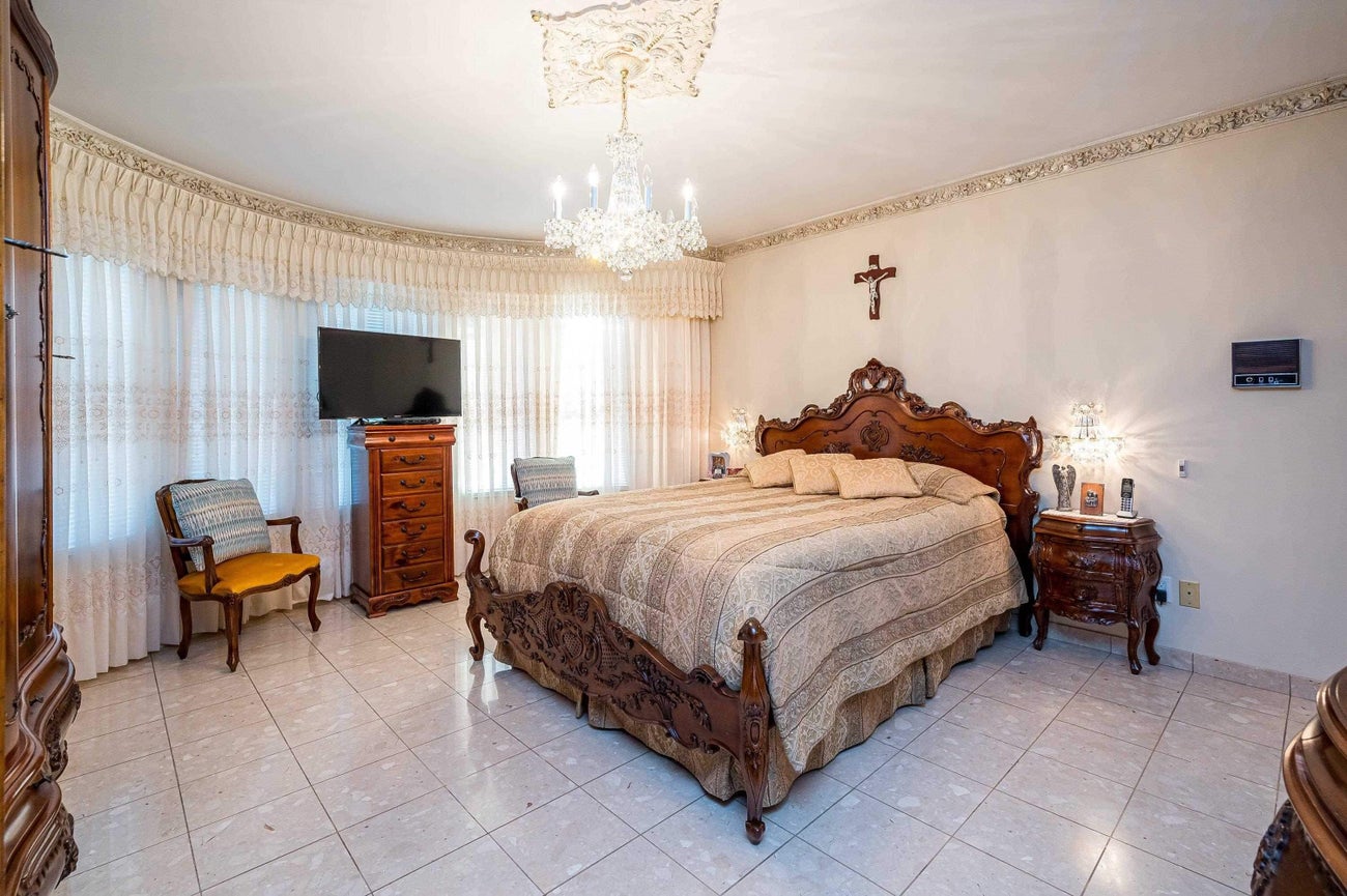 7113 Union Street - Sperling-Duthie single-family-residence for Sale, 6 Bedrooms (R3106873)# - 24 7113 Union Street - Sperling-Duthie single-family-residence for Sale, 6 Bedrooms (R3106873)# - 24