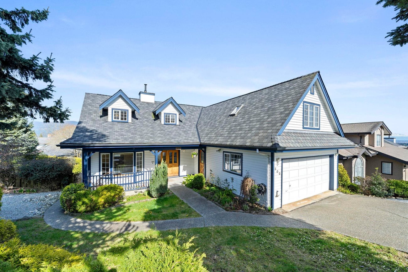 600 Clearwater Way - Coquitlam East single-family-residence for Sale, 4 Bedrooms (R3107115)# - 3