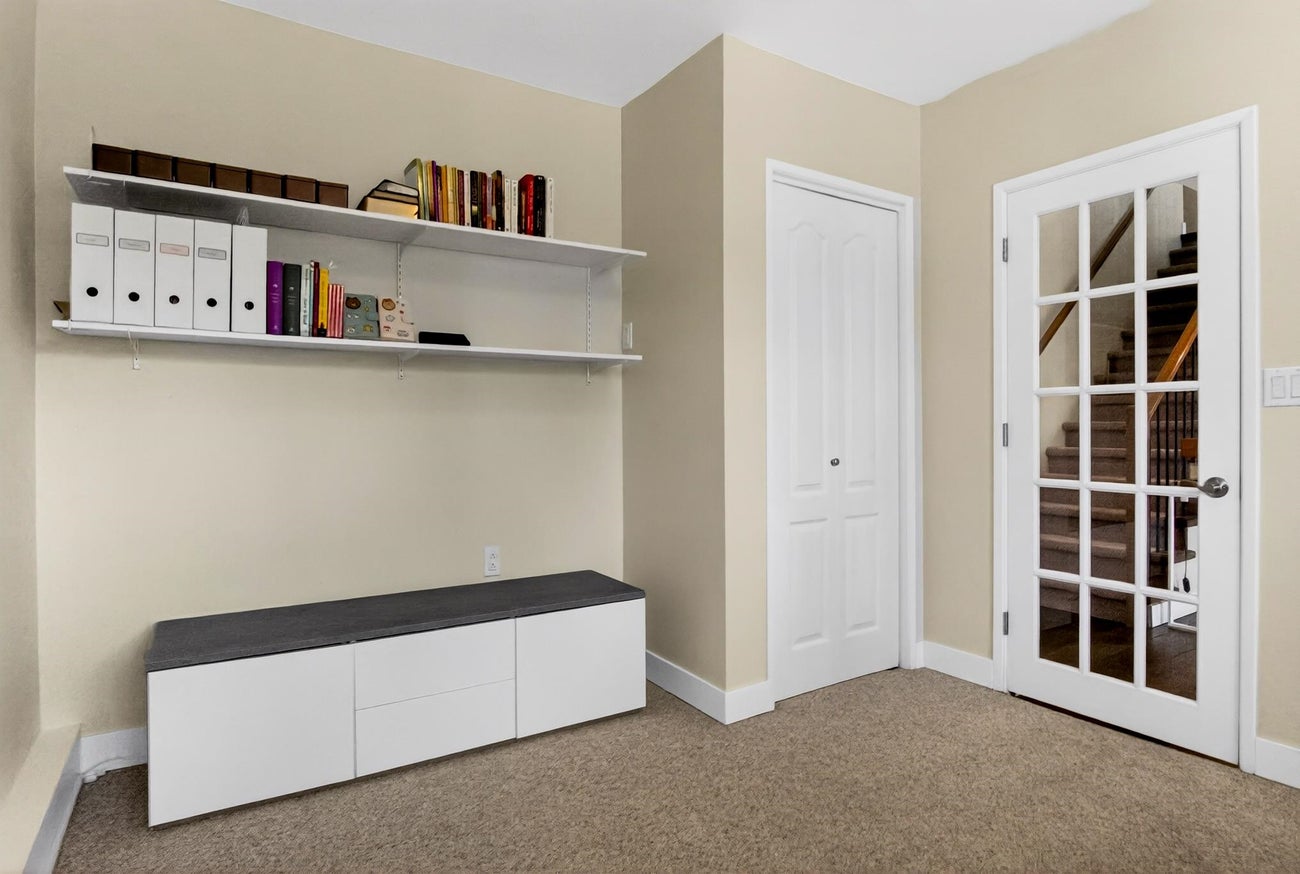 981 Kinsac Street - Coquitlam West Single Family Residence for Sale, 5 Bedrooms (R3107267)# - 16