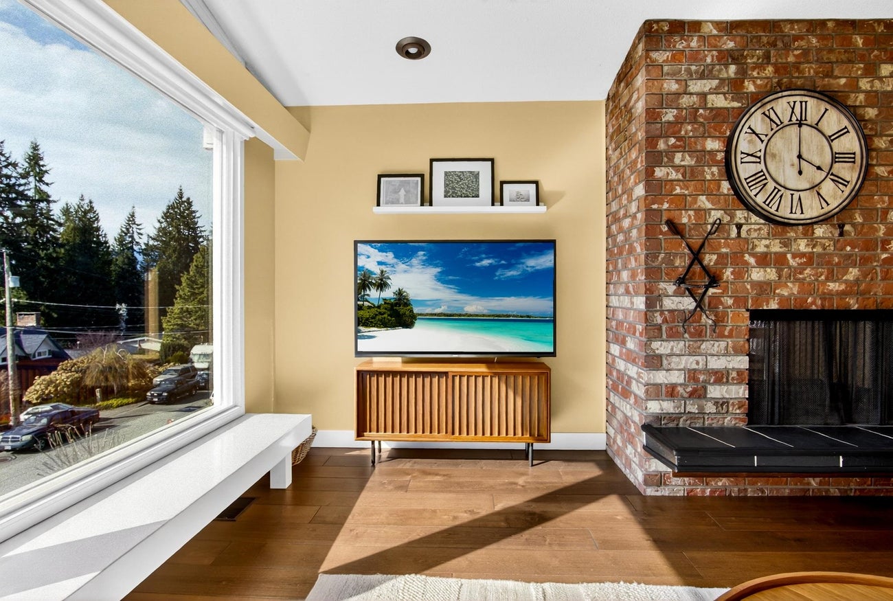 981 Kinsac Street - Coquitlam West Single Family Residence for Sale, 5 Bedrooms (R3107267)# - 4