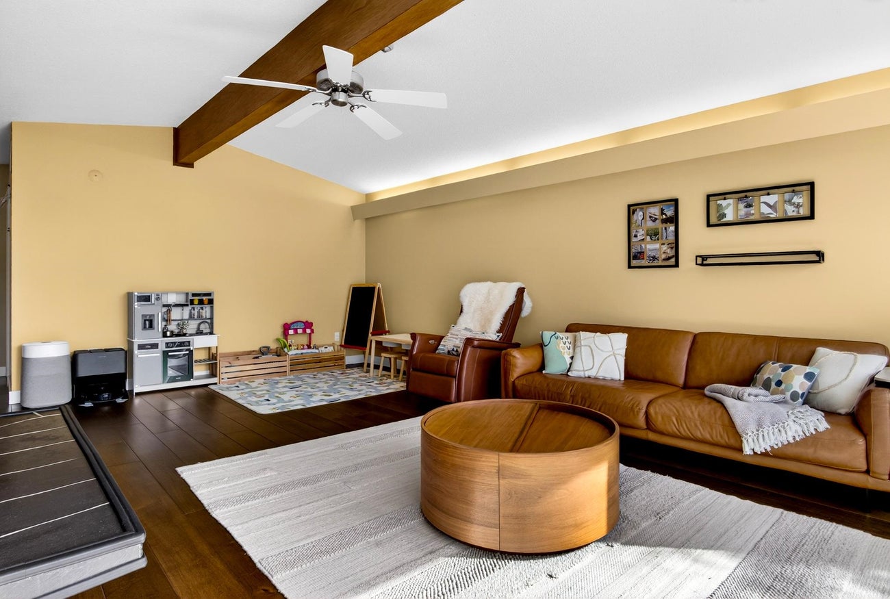 981 Kinsac Street - Coquitlam West Single Family Residence for Sale, 5 Bedrooms (R3107267)# - 5