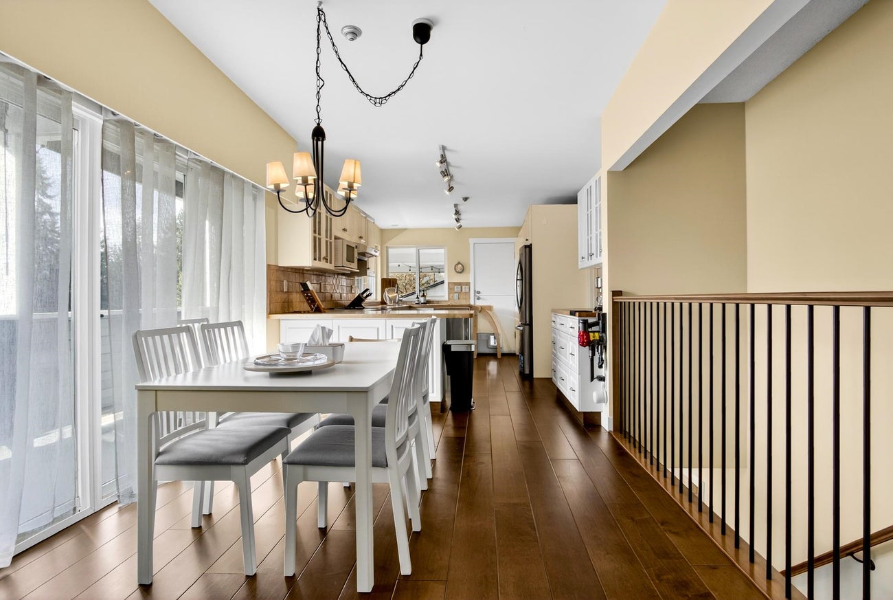 981 Kinsac Street - Coquitlam West Single Family Residence for Sale, 5 Bedrooms (R3107267)# - 6