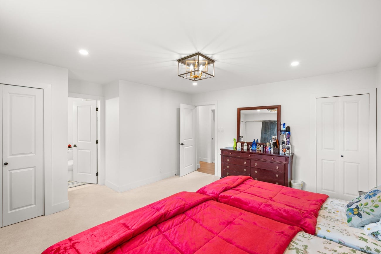 1106 Duthie Avenue - Simon Fraser Univer. single-family-residence for Sale, 6 Bedrooms (R3107289)# - 10