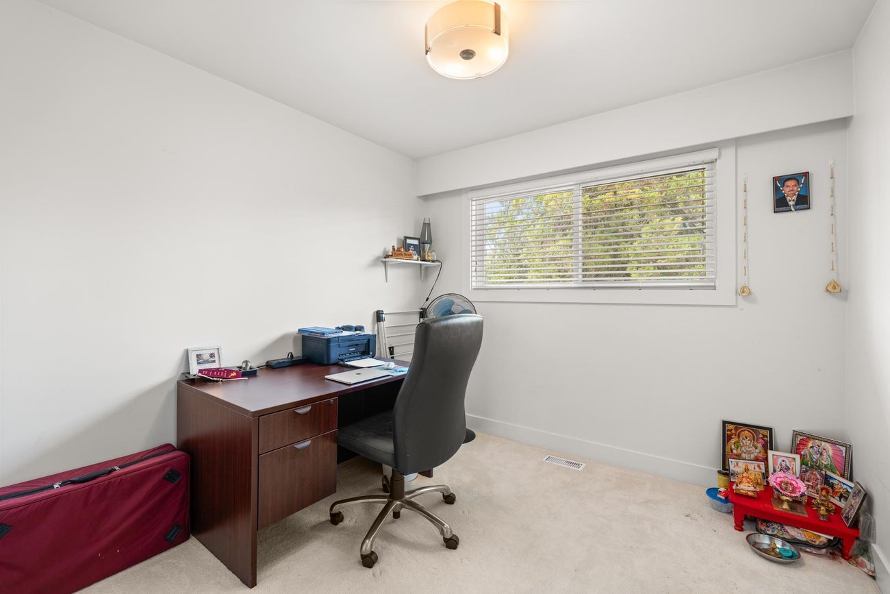 1106 Duthie Avenue - Simon Fraser Univer. single-family-residence for Sale, 6 Bedrooms (R3107289)# - 13