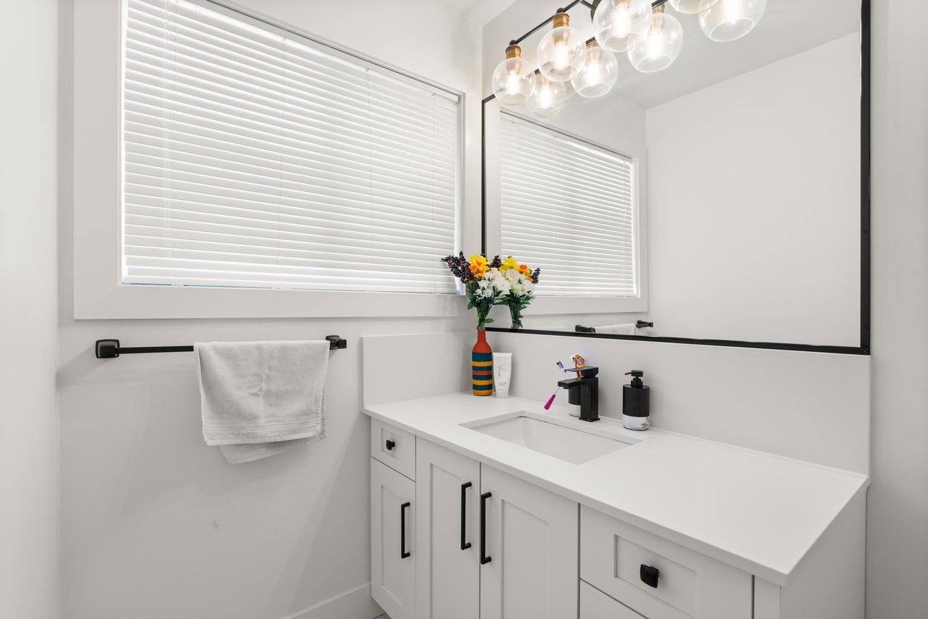 1106 Duthie Avenue - Simon Fraser Univer. single-family-residence for Sale, 6 Bedrooms (R3107289)# - 24