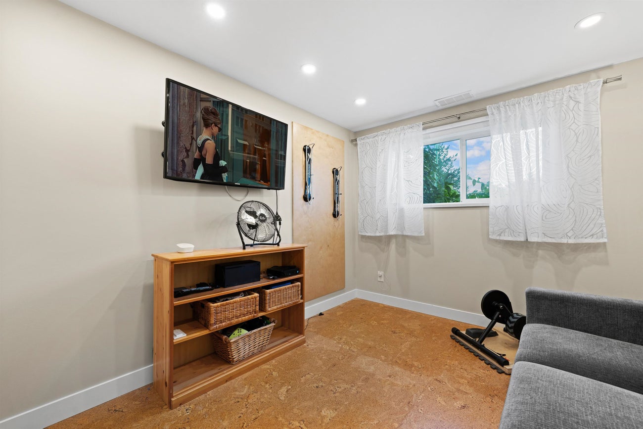 4860 Southlawn Drive - Brentwood Park Single Family Residence for Sale, 5 Bedrooms (R3107499)# - 15