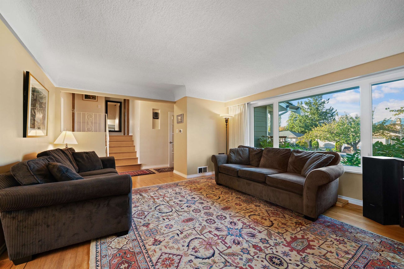 4860 Southlawn Drive - Brentwood Park Single Family Residence for Sale, 5 Bedrooms (R3107499)# - 2