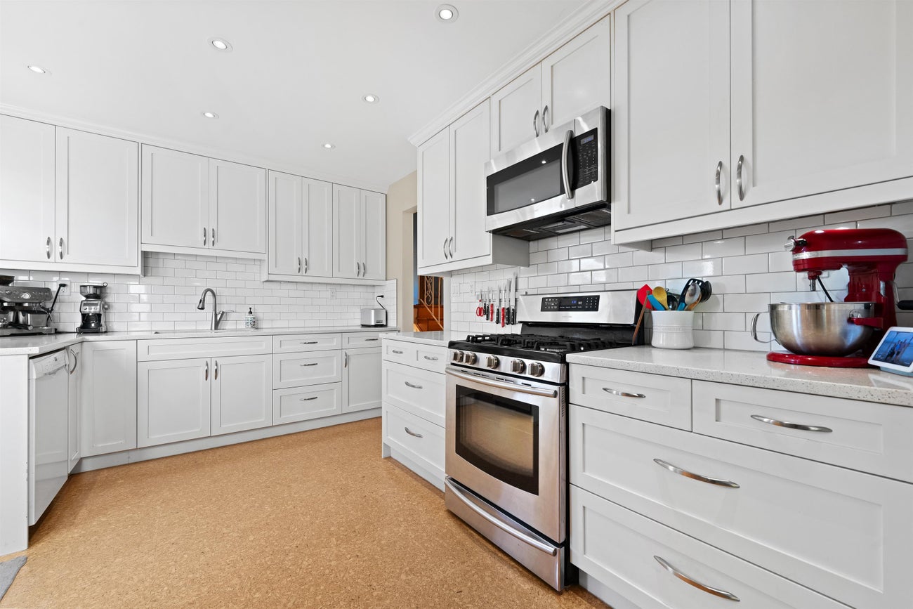 4860 Southlawn Drive - Brentwood Park Single Family Residence for Sale, 5 Bedrooms (R3107499)# - 7