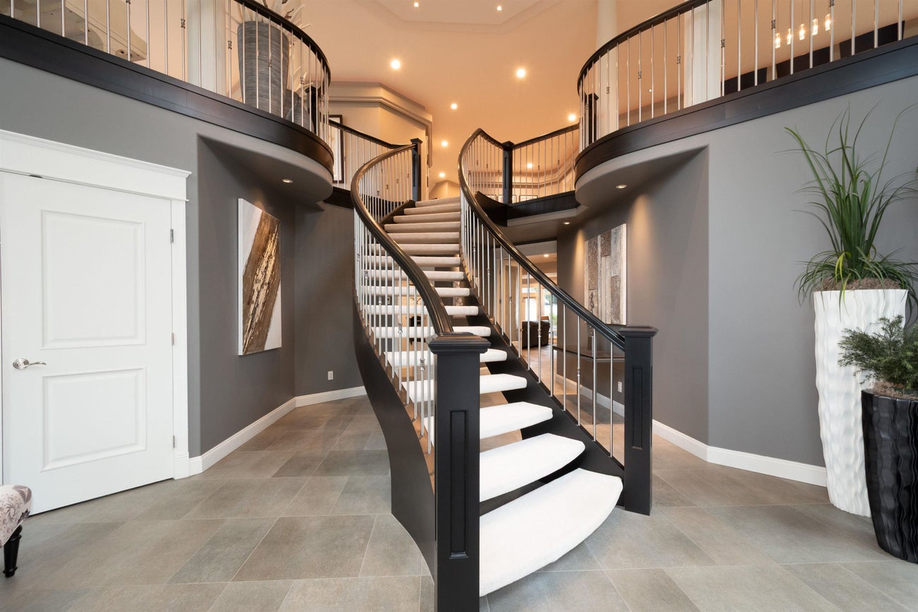 1131 Milford Avenue - Central Coquitlam Single Family Residence for Sale, 6 Bedrooms (R3107883)# - 3