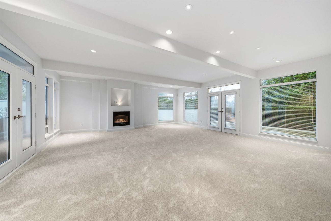 1131 Milford Avenue - Central Coquitlam Single Family Residence for Sale, 6 Bedrooms (R3107883)# - 6