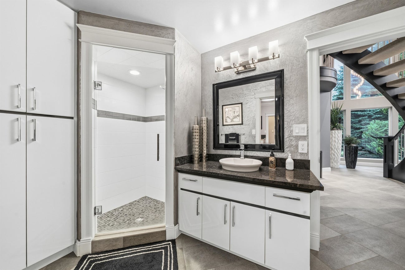 1131 Milford Avenue - Central Coquitlam Single Family Residence for Sale, 6 Bedrooms (R3107883)# - 7