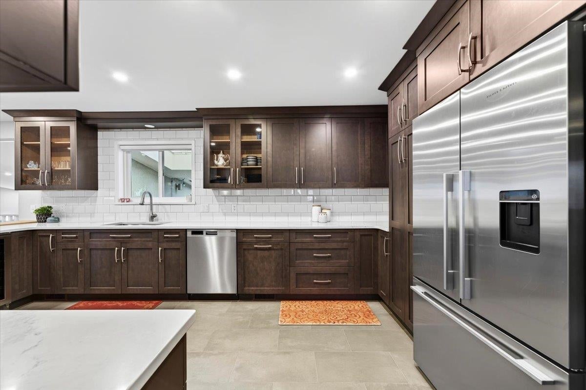 812 Grover Avenue - Coquitlam West Single Family Residence for Sale, 4 Bedrooms (R3109236)# - 7