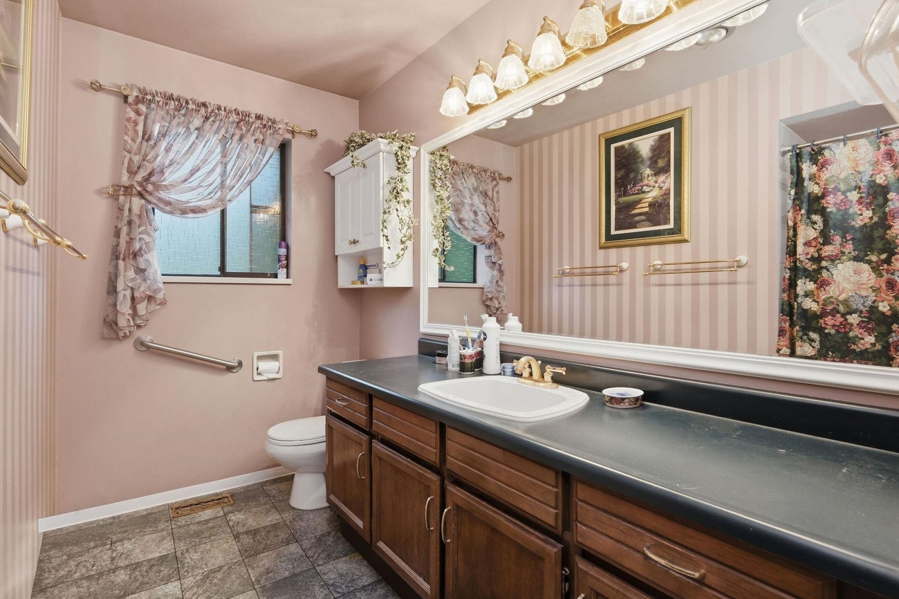 8285 Burnlake Drive - Government Road Single Family Residence for Sale, 3 Bedrooms (R3110397)# - 16