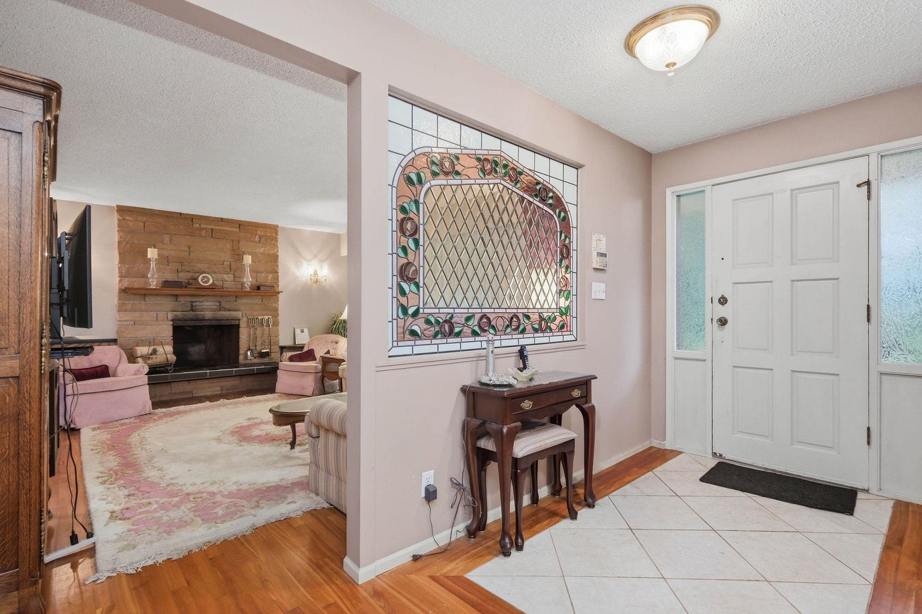 8285 Burnlake Drive - Government Road Single Family Residence for Sale, 3 Bedrooms (R3110397)# - 2