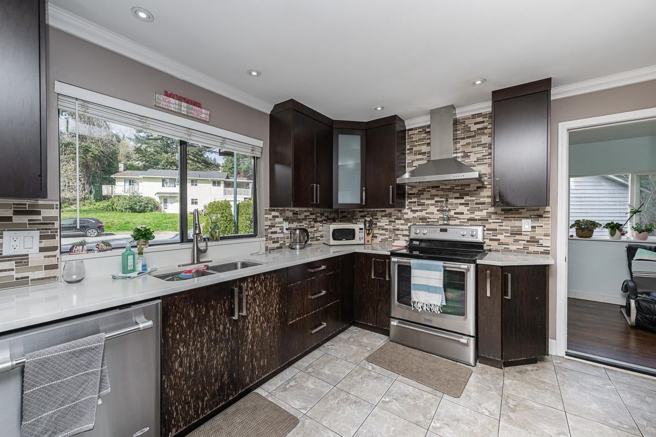 2932 Tatla Place - Coquitlam East Single Family Residence for Sale, 5 Bedrooms (R3110845)# - 13