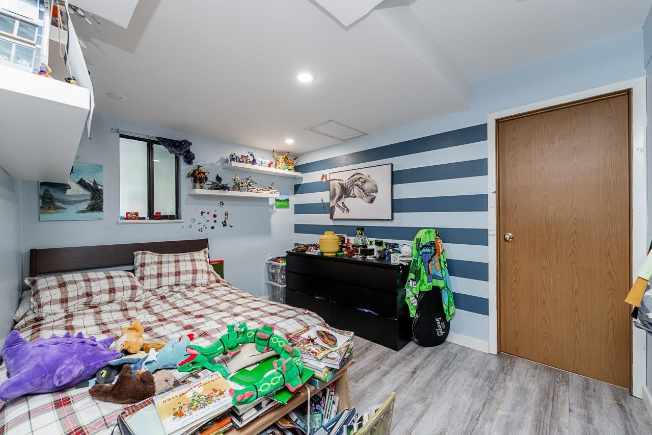 2932 Tatla Place - Coquitlam East Single Family Residence for Sale, 5 Bedrooms (R3110845)# - 29