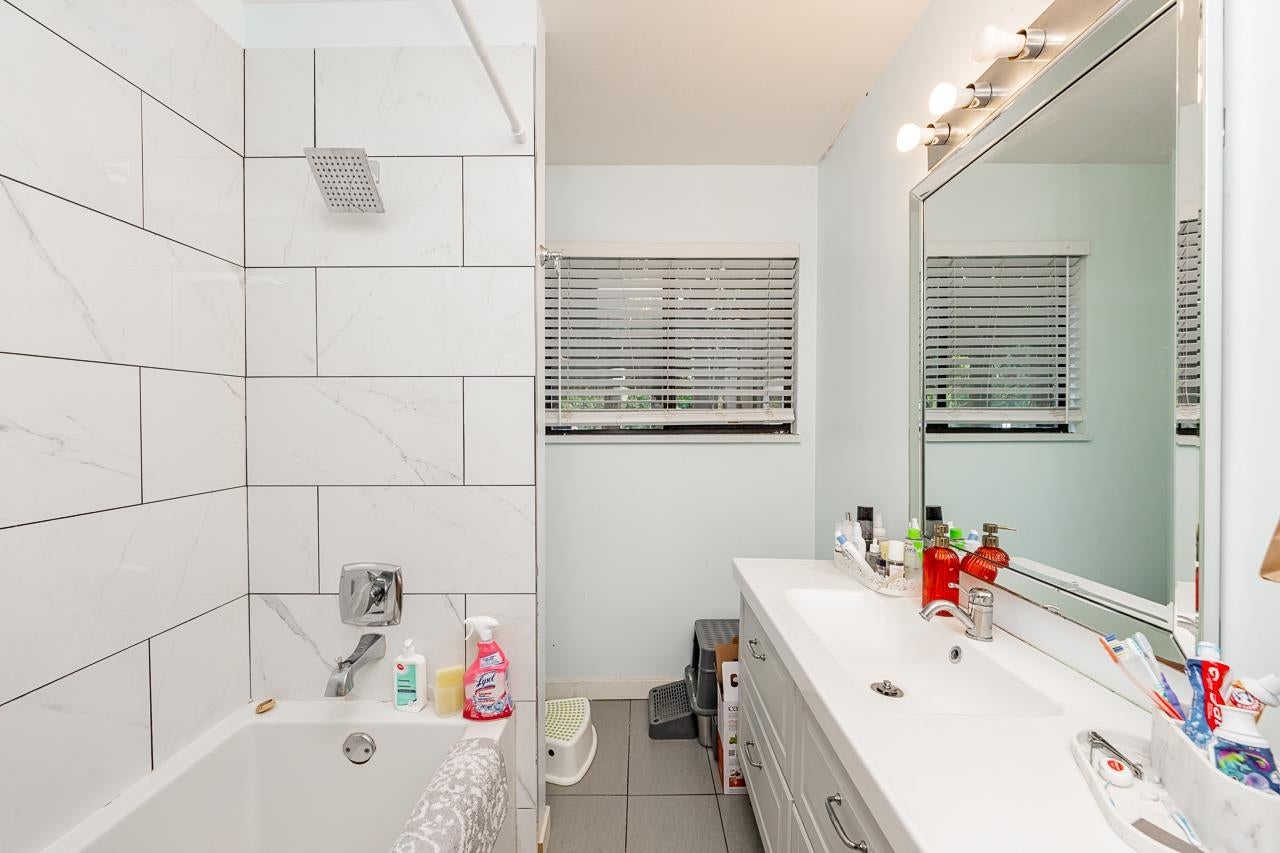 2932 Tatla Place - Coquitlam East Single Family Residence for Sale, 5 Bedrooms (R3110845)# - 30