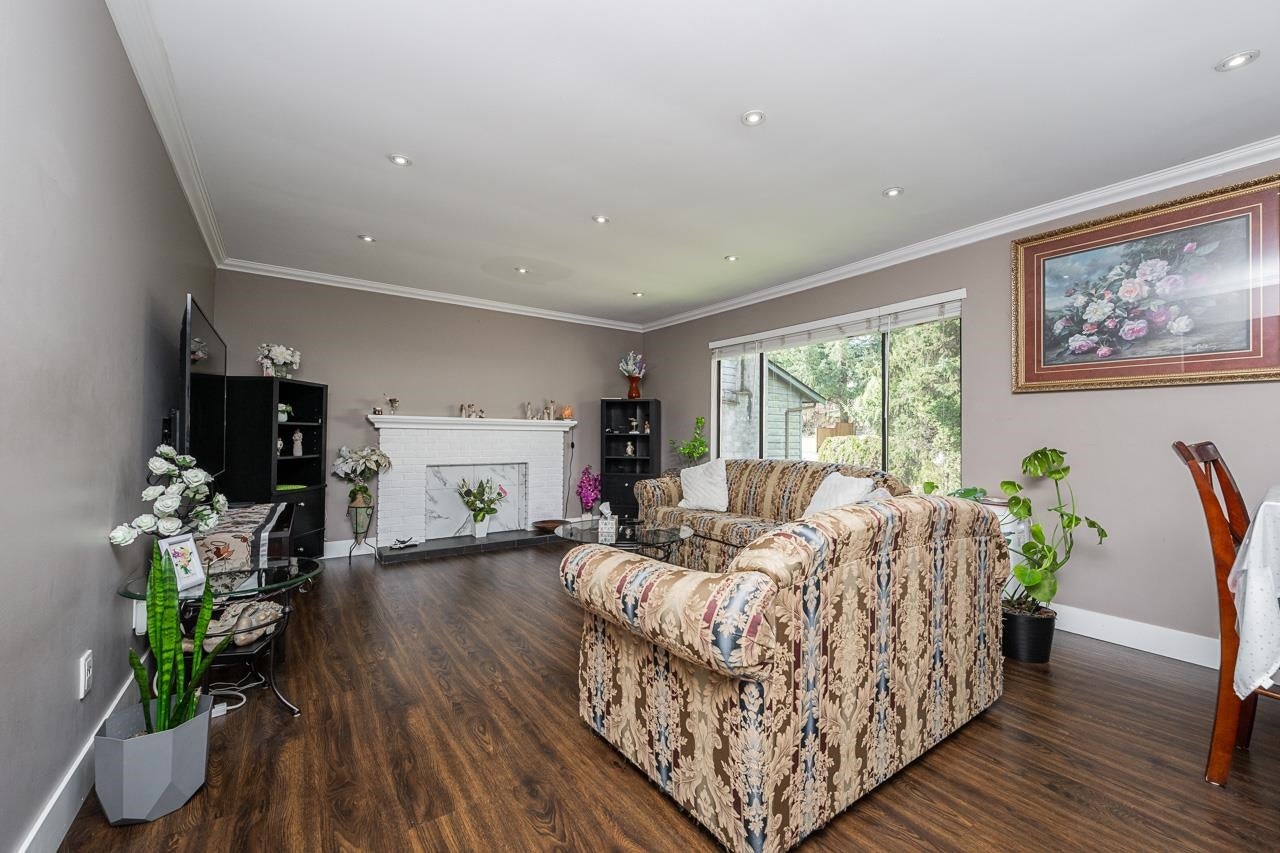 2932 Tatla Place - Coquitlam East Single Family Residence for Sale, 5 Bedrooms (R3110845)# - 8