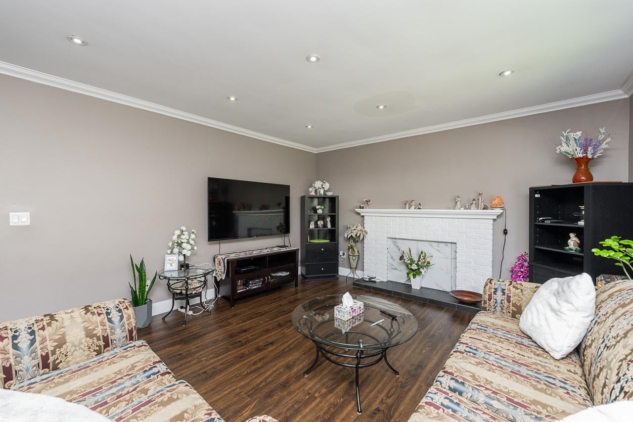 2932 Tatla Place - Coquitlam East Single Family Residence for Sale, 5 Bedrooms (R3110845)# - 9