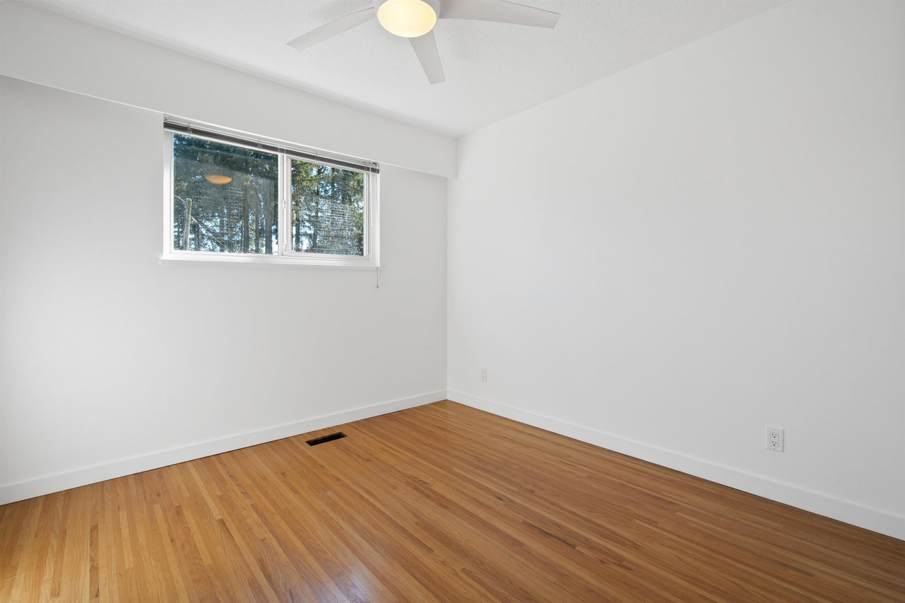 2039 Compton Court - Central Coquitlam Single Family Residence for Sale, 5 Bedrooms (R3111225)# - 15