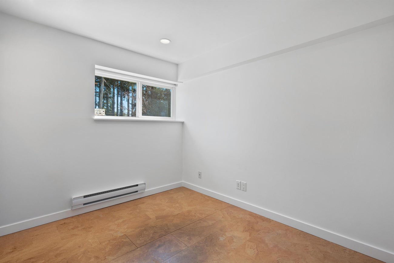 2039 Compton Court - Central Coquitlam Single Family Residence for Sale, 5 Bedrooms (R3111225)# - 22