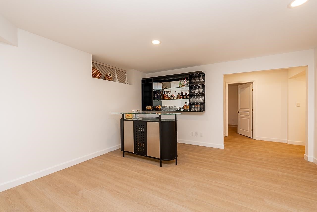 8108 Westlake Street - Government Road Single Family Residence for Sale, 7 Bedrooms (R3111396)# - 30
