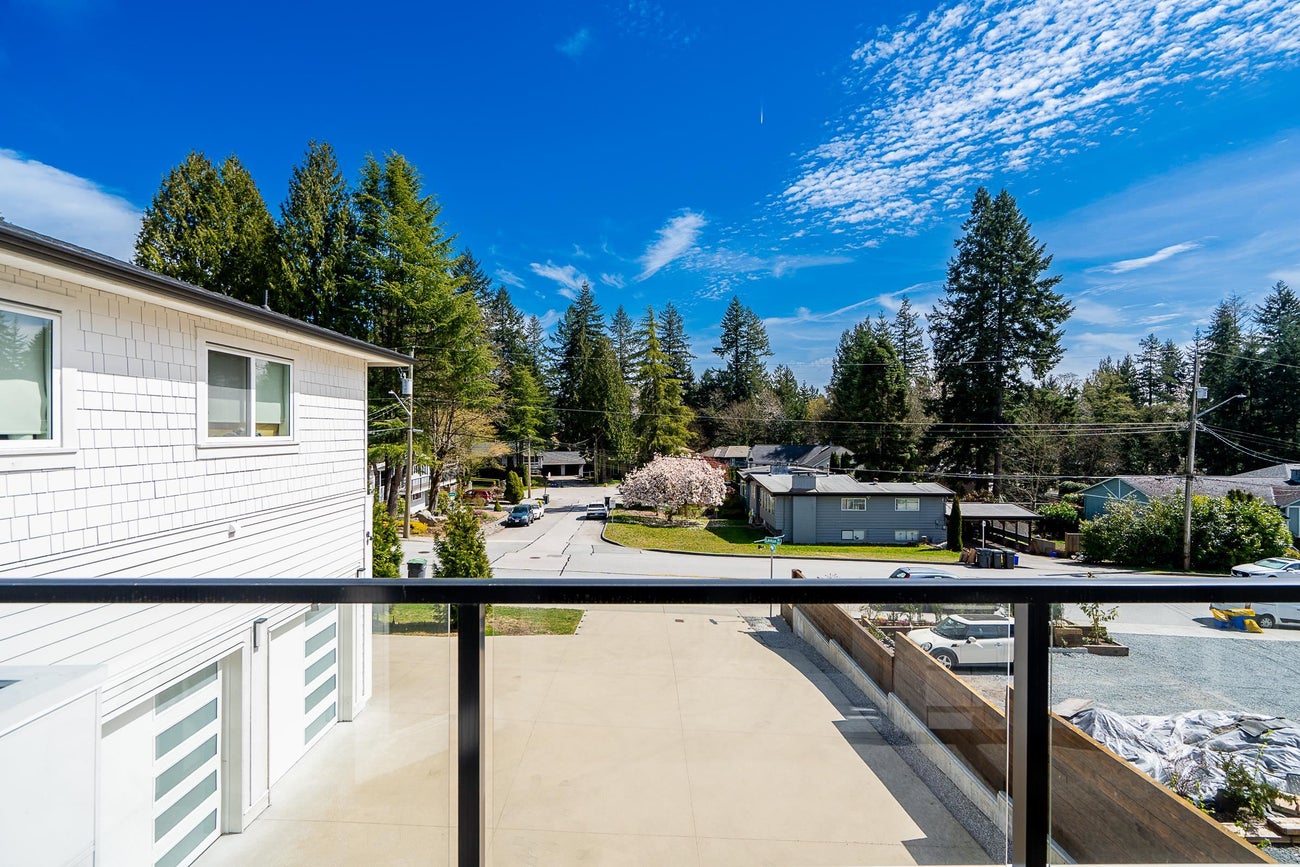 576 Linton Street - Central Coquitlam Single Family Residence for Sale, 7 Bedrooms (R3111434)# - 24