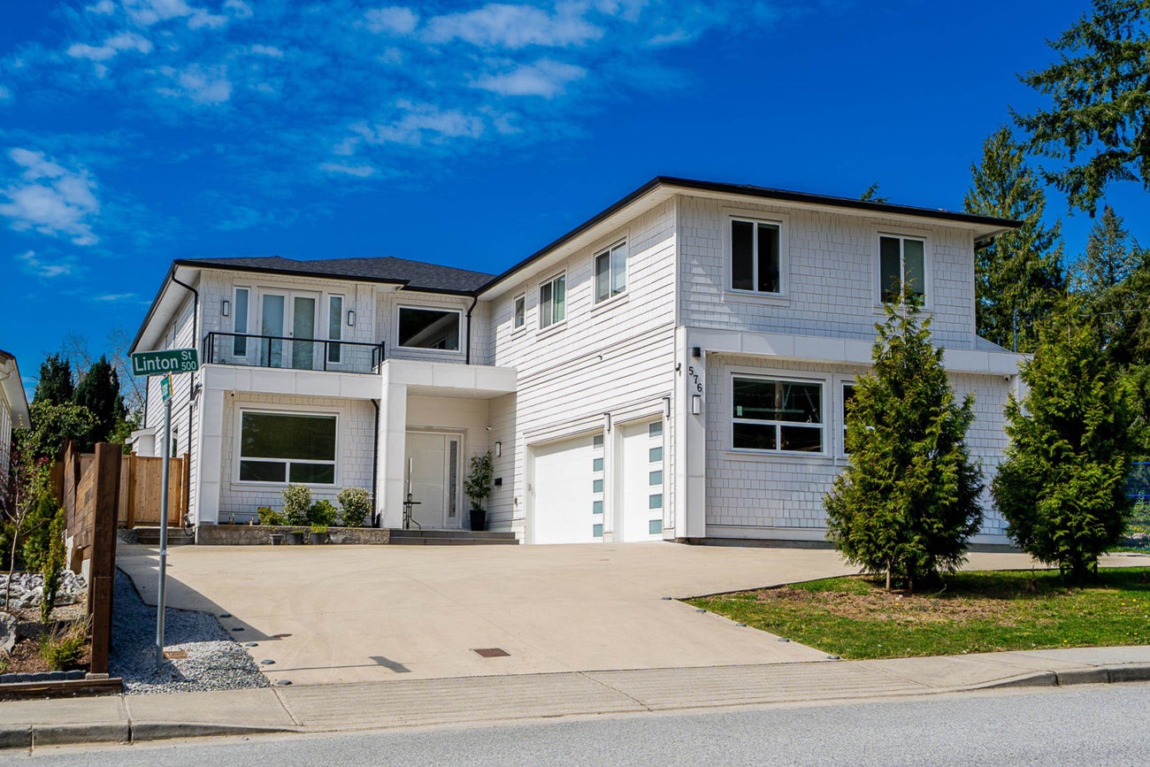 576 Linton Street - Central Coquitlam Single Family Residence for Sale, 7 Bedrooms (R3111434)# - 2