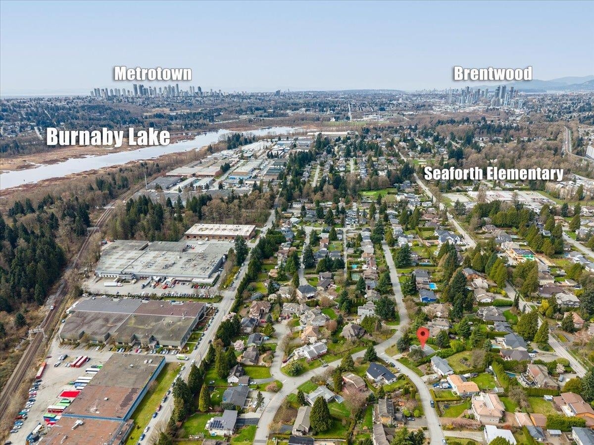 8071 Greenlake Place - Government Road Single Family Residence for Sale, 5 Bedrooms (R3111470)# - 8