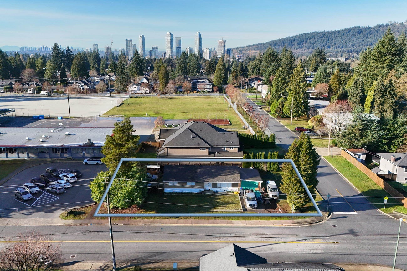740 Porter Street - Central Coquitlam single-family-residence for Sale, 3 Bedrooms (R3111519)# - 5