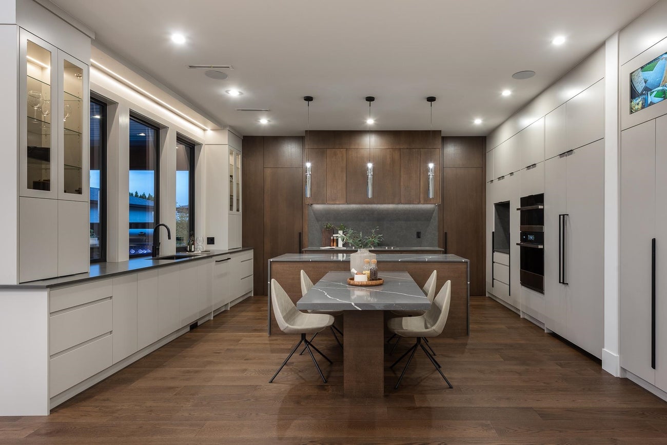 2145 Palliser Avenue - Central Coquitlam Single Family Residence for Sale, 7 Bedrooms (R3111528)# - 11