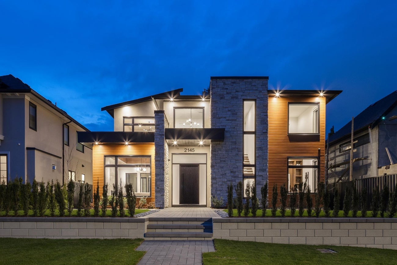 2145 Palliser Avenue - Central Coquitlam Single Family Residence for Sale, 7 Bedrooms (R3111528)# - 1