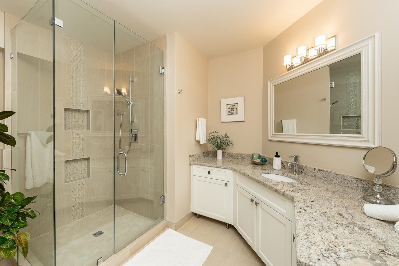 408 Riverview Crescent - Coquitlam East single-family-residence for Sale, 5 Bedrooms (R3111965)# - 28