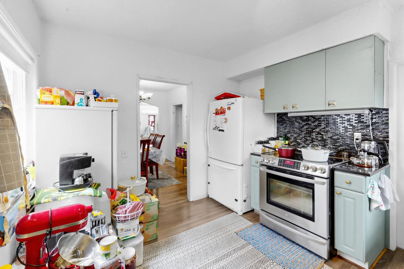 1333 Smith Avenue - Central Coquitlam single-family-residence for Sale, 4 Bedrooms (R3112581)# - 16