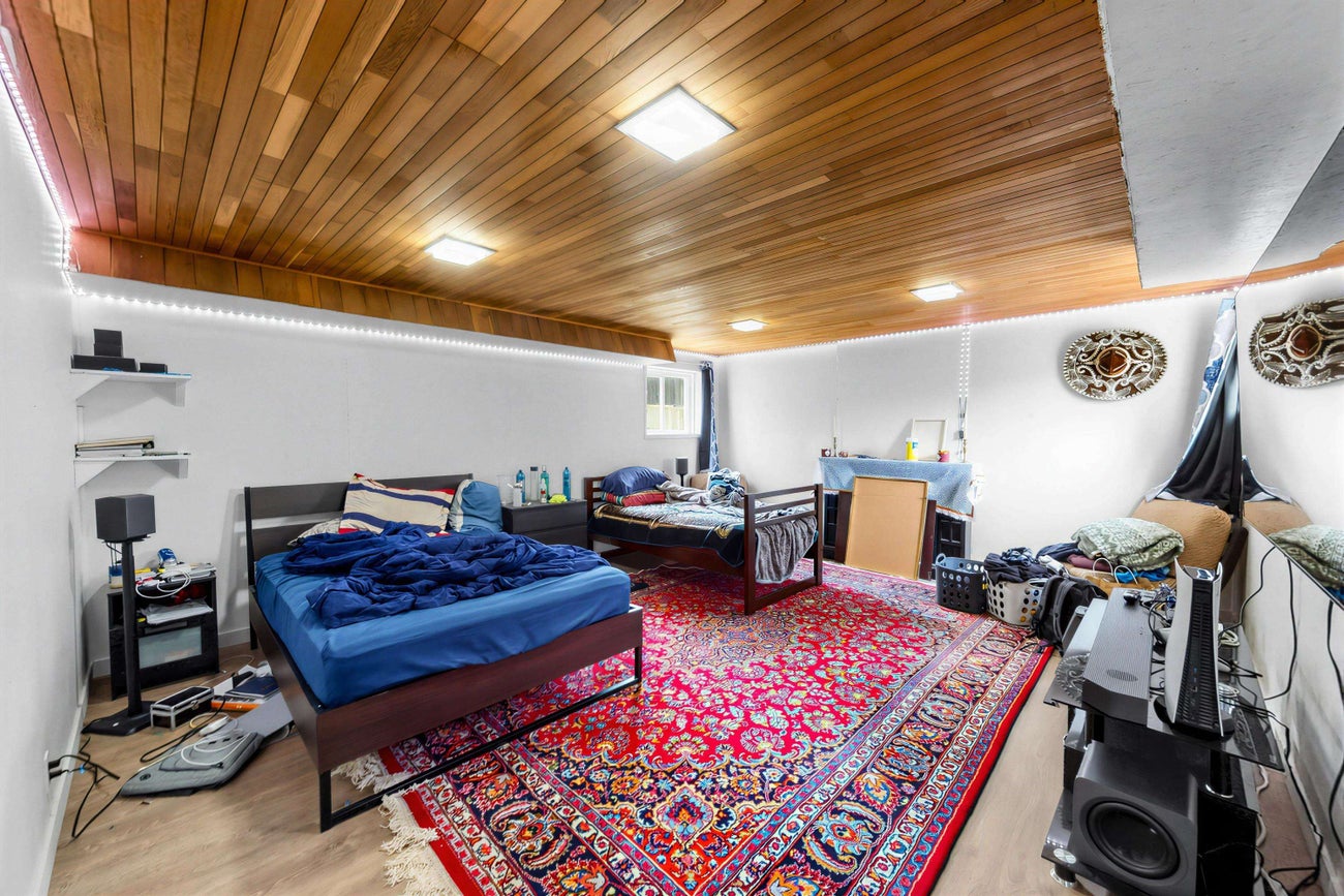 1333 Smith Avenue - Central Coquitlam single-family-residence for Sale, 4 Bedrooms (R3112581)# - 19