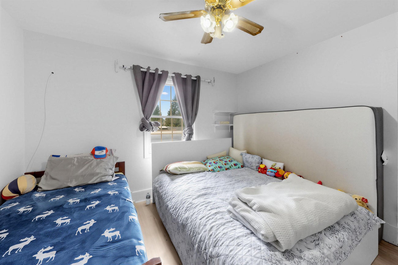 1333 Smith Avenue - Central Coquitlam single-family-residence for Sale, 4 Bedrooms (R3112581)# - 20