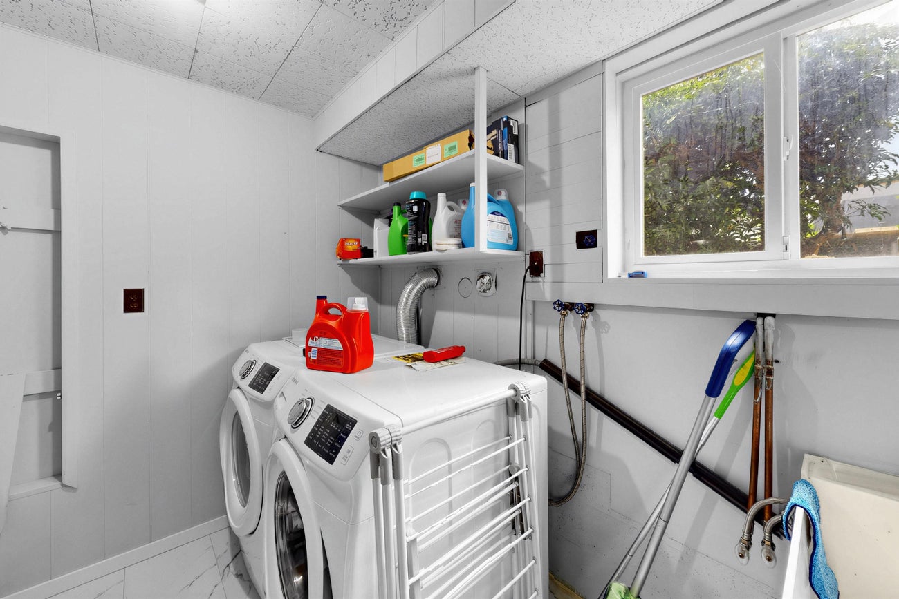 1333 Smith Avenue - Central Coquitlam single-family-residence for Sale, 4 Bedrooms (R3112581)# - 29