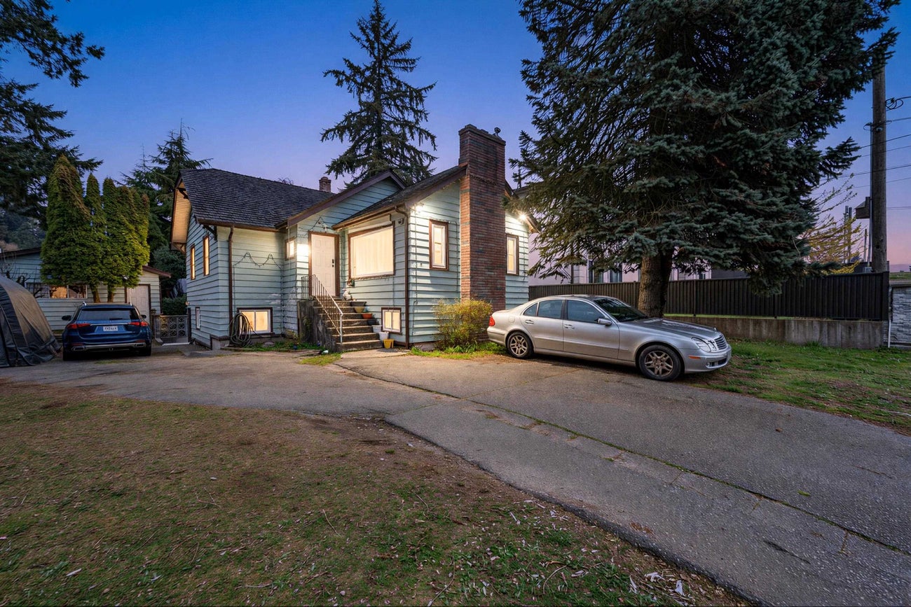 1333 Smith Avenue - Central Coquitlam single-family-residence for Sale, 4 Bedrooms (R3112581)# - 2