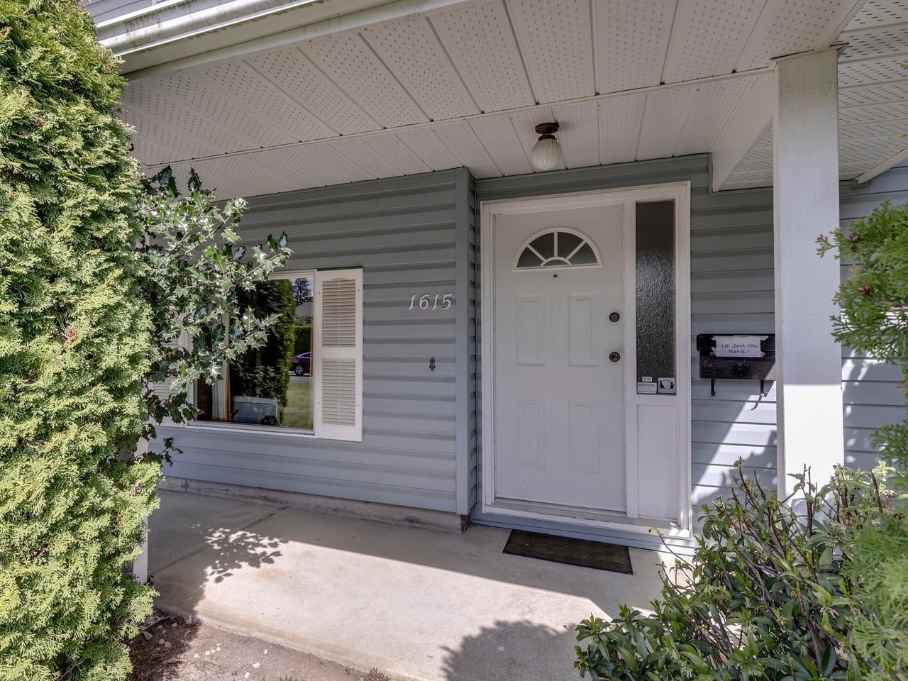 1615 Cornell Avenue - Central Coquitlam single-family-residence for Sale, 3 Bedrooms (R3112961)# - 38 1615 Cornell Avenue - Central Coquitlam single-family-residence for Sale, 3 Bedrooms (R3112961)# - 38