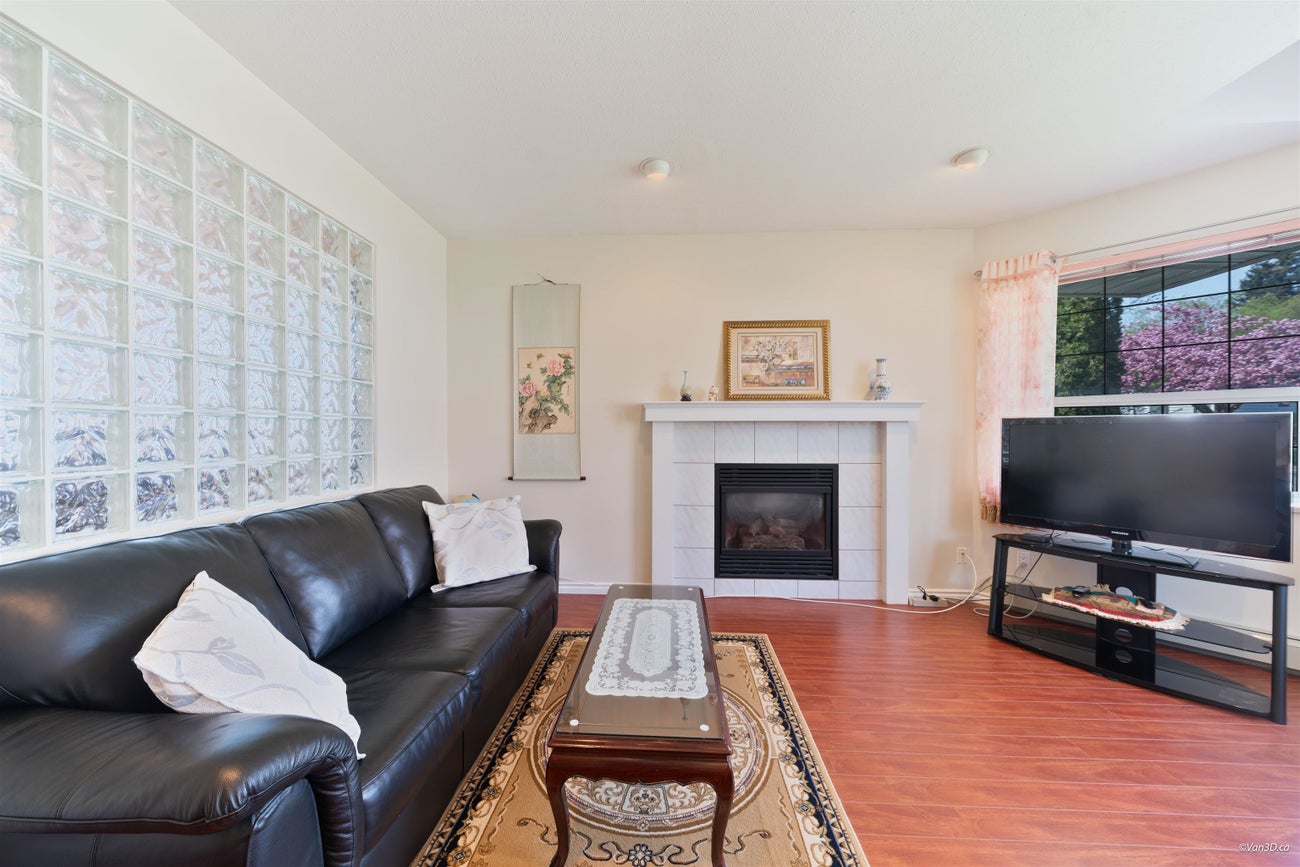 6758 Kitchener Street - Sperling-Duthie single-family-residence for Sale, 4 Bedrooms (R3113492)# - 11