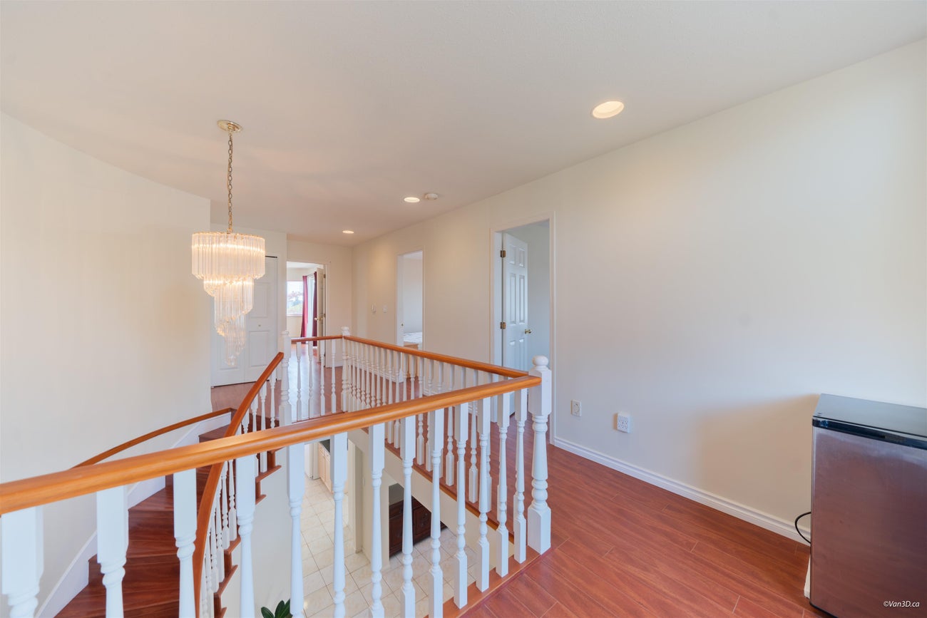 6758 Kitchener Street - Sperling-Duthie single-family-residence for Sale, 4 Bedrooms (R3113492)# - 21