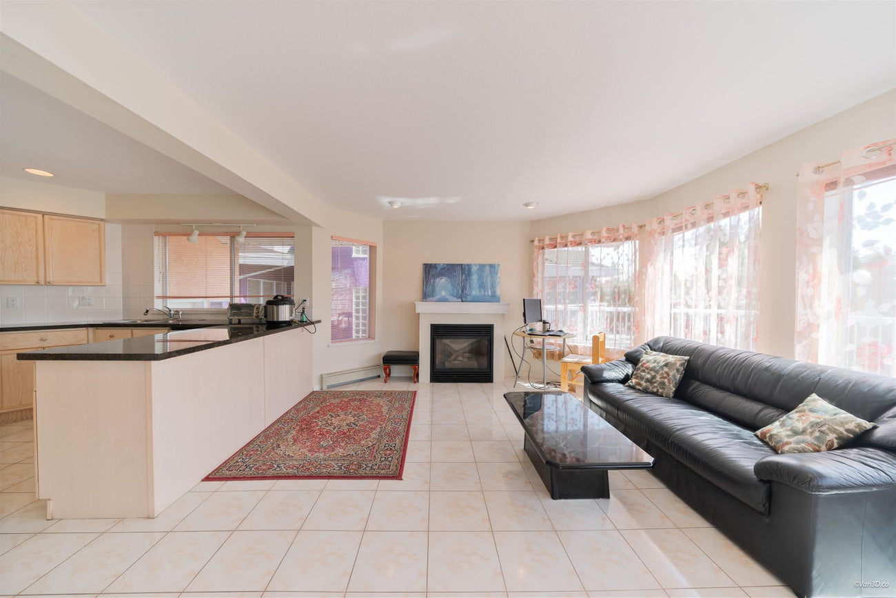 6758 Kitchener Street - Sperling-Duthie single-family-residence for Sale, 4 Bedrooms (R3113492)# - 6