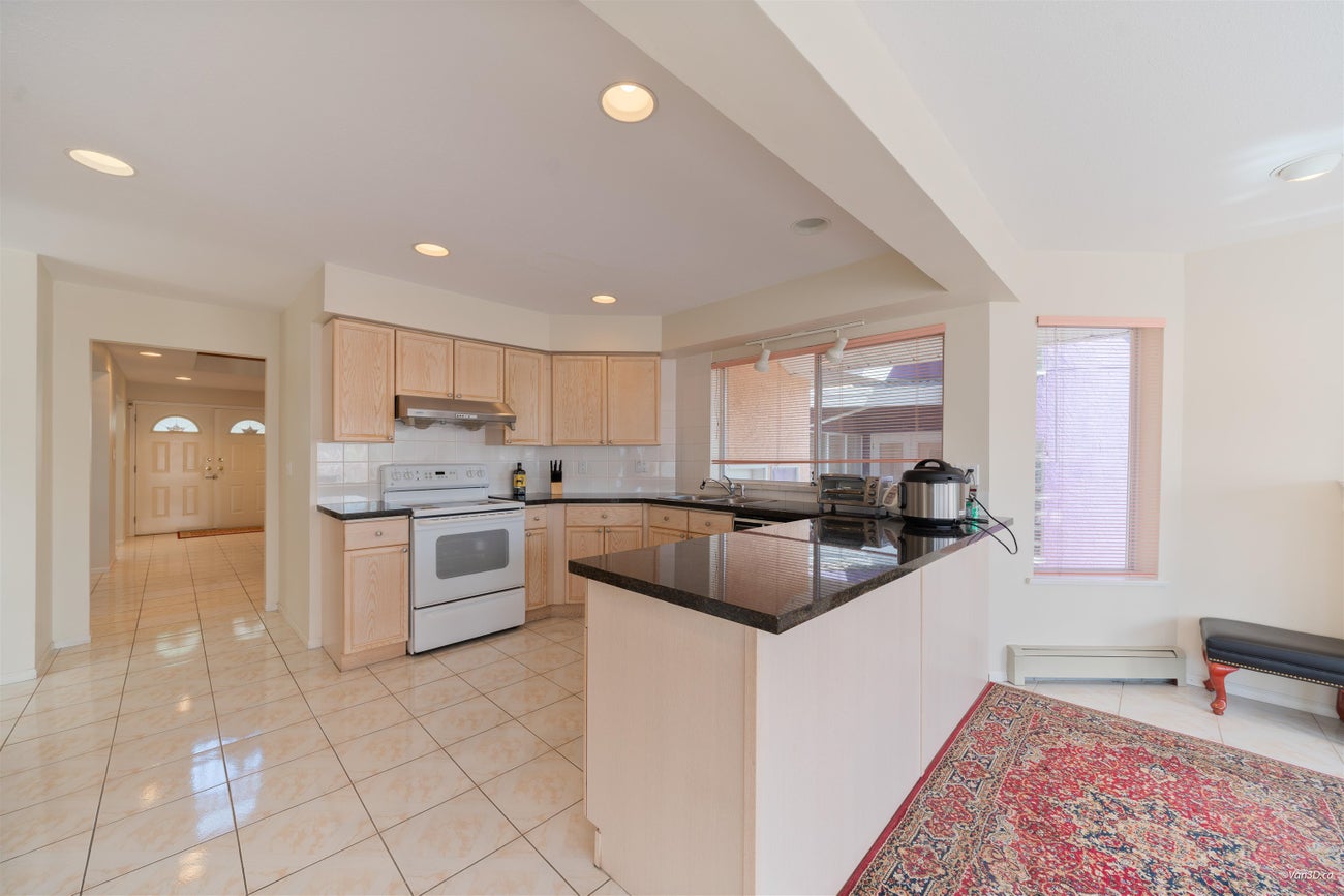 6758 Kitchener Street - Sperling-Duthie single-family-residence for Sale, 4 Bedrooms (R3113492)# - 7