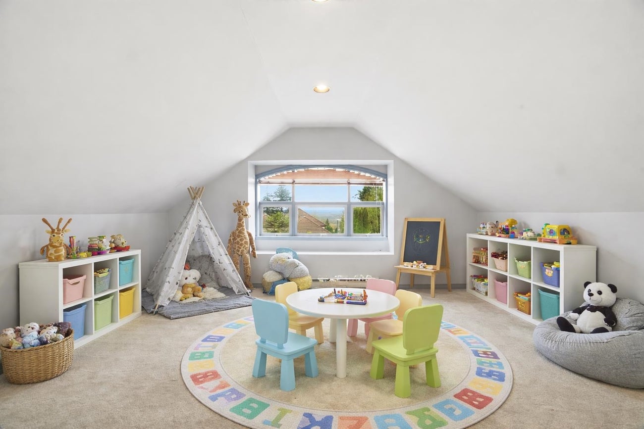 2271 Sorrento Drive - Coquitlam East single-family-residence for Sale, 6 Bedrooms (R3113600)# - 25