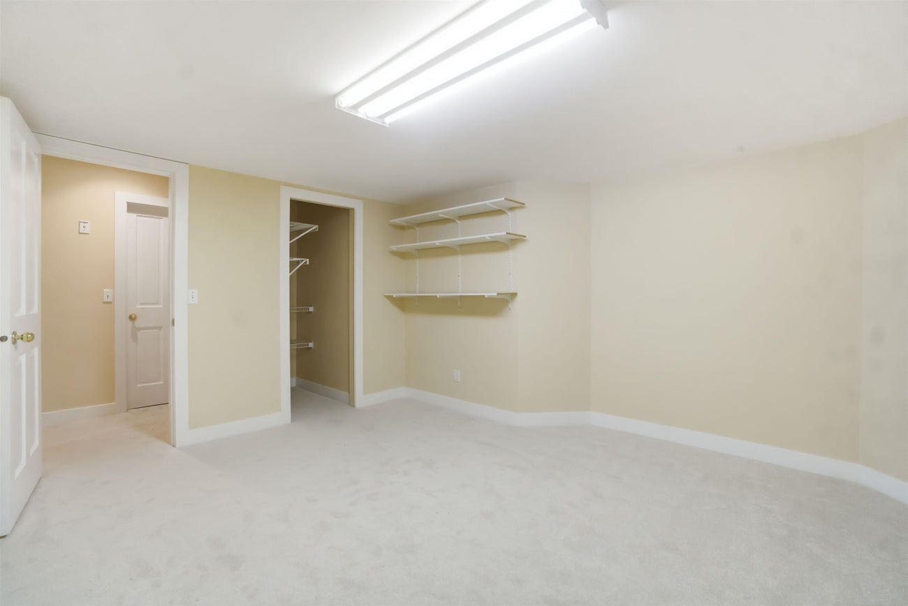 2271 Sorrento Drive - Coquitlam East single-family-residence for Sale, 6 Bedrooms (R3113600)# - 34