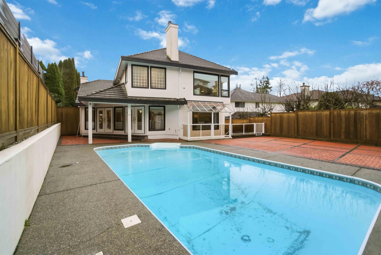 2271 Sorrento Drive - Coquitlam East single-family-residence for Sale, 6 Bedrooms (R3113600)# - 37