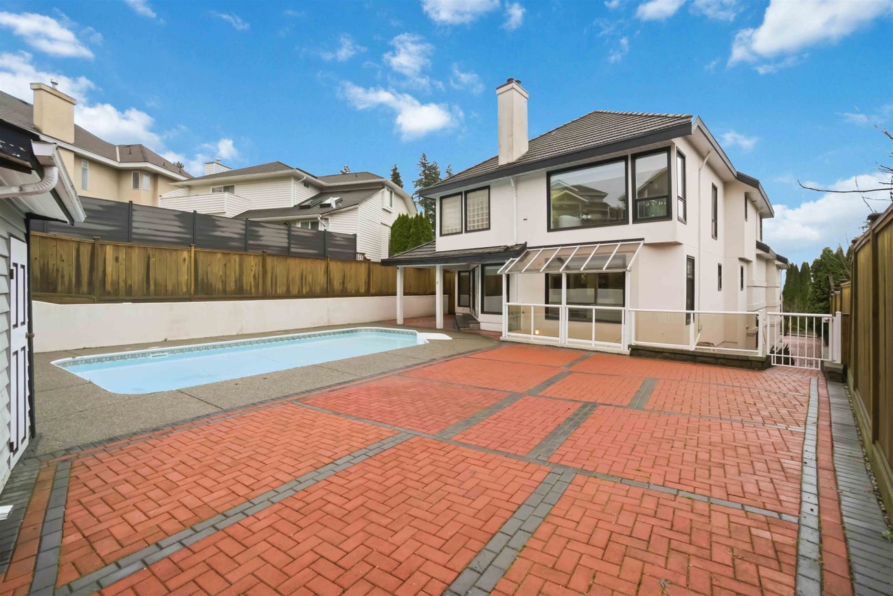 2271 Sorrento Drive - Coquitlam East single-family-residence for Sale, 6 Bedrooms (R3113600)# - 38