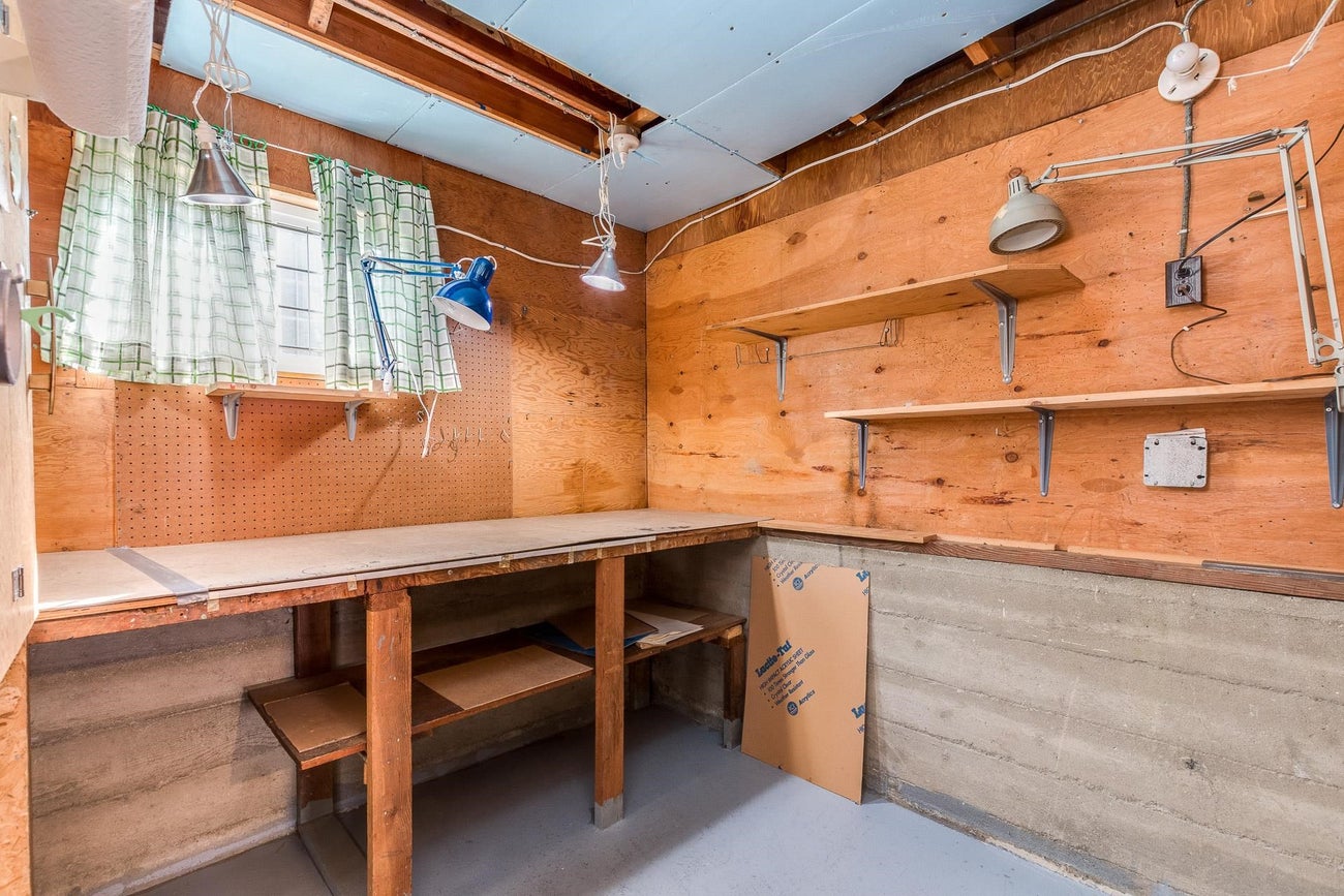 6664 Charles Street - Sperling-Duthie single-family-residence for Sale, 3 Bedrooms (R3113862)# - 19